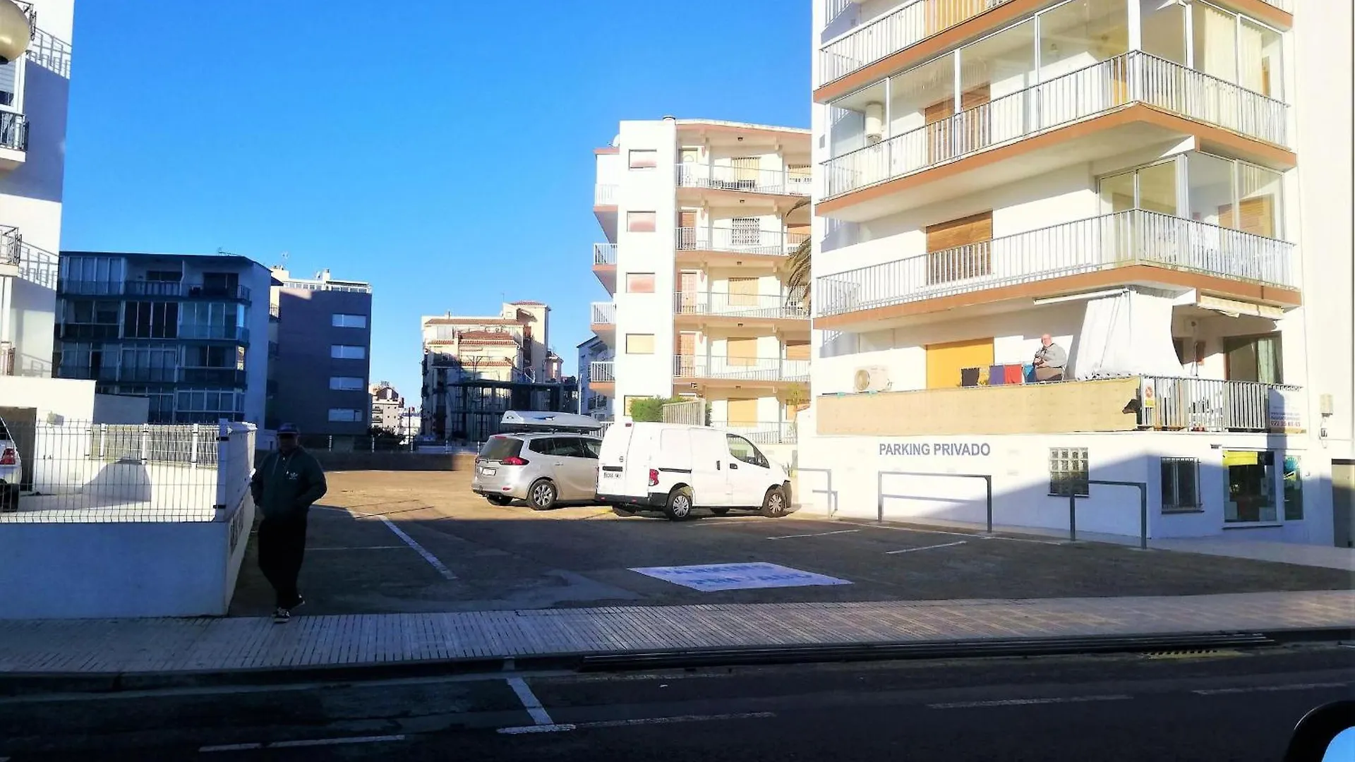 Apartamento En Segunda Linea De Playa Con Terraza, Wifi Y Parking En Santa Margarita - Es-258-120 Roses Lejlighed