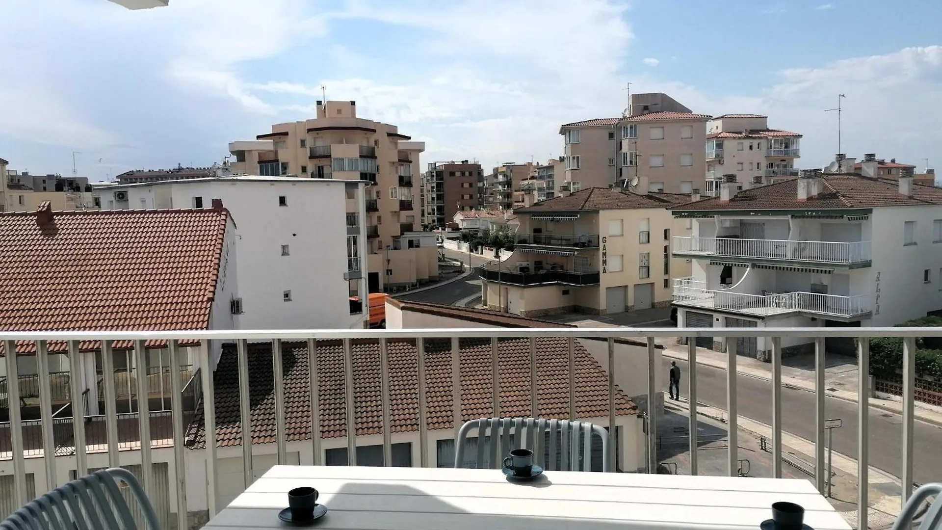 Apartamento En Segunda Linea De Playa Con Terraza, Wifi Y Parking En Santa Margarita - Es-258-120 Roses
